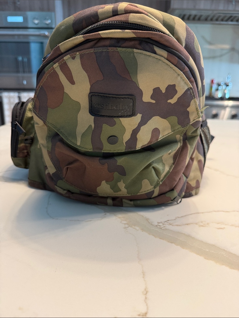 Tush Baby  unisex Camouflage Compact Belt Bag - Green/Brown Camo …Like Brand New